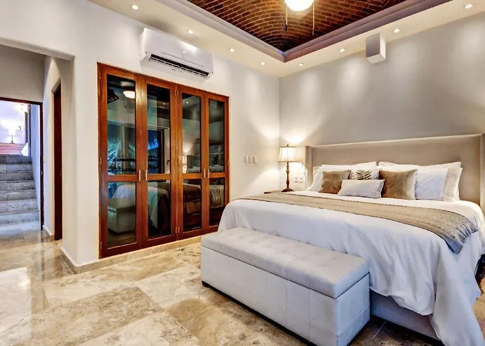 Zazil Ha Playa Del Carmen -9 Bedrooms For 20 Guests