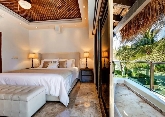 Zazil Ha Playa Del Carmen -9 Bedrooms For 20 Guests Playa del Carmen