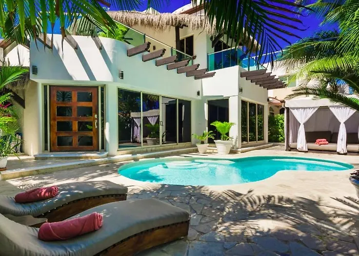 Zazil Ha Playa Del Carmen -9 Bedrooms For 20 Guests Villa Playa del Carmen