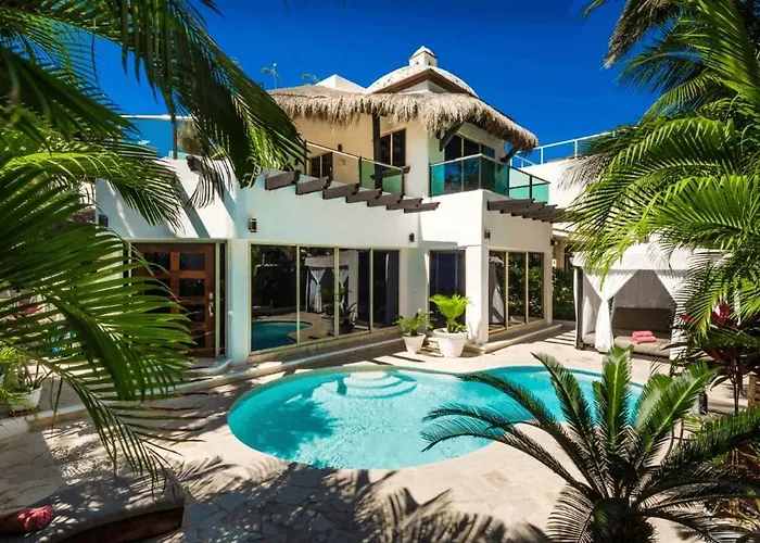 Villa Zazil Ha Playa Del Carmen -9 Bedrooms For 20 Guests Playa del Carmen