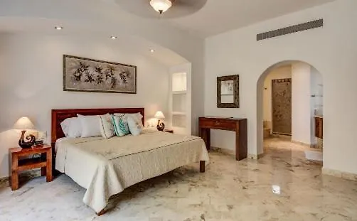 Zazil Ha -9 Bedrooms For 18 Guests Villa *