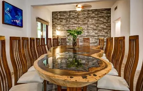 Zazil Ha -9 Bedrooms For 18 Guests Villa Playa del Carmen