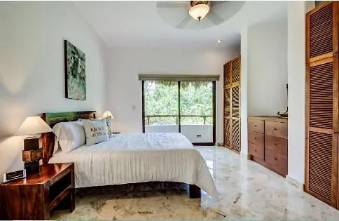 Villa Zazil Ha -9 Bedrooms For 18 Guests
