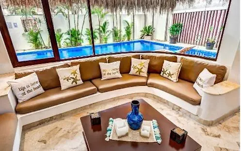 Zazil Ha -9 Bedrooms For 18 Guests Villa Playa del Carmen