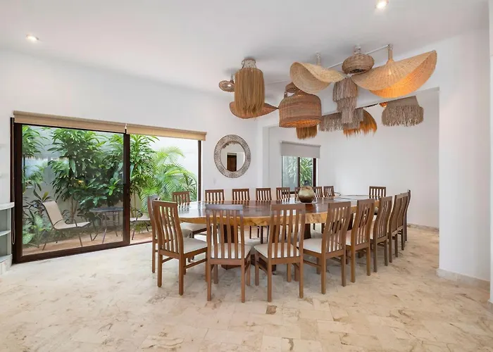 Villa Zazil Ha -9 Bedrooms For 18 Guests