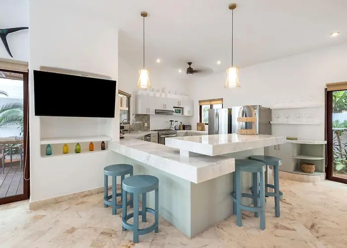 Zazil Ha -9 Bedrooms For 18 Guests Villa *
