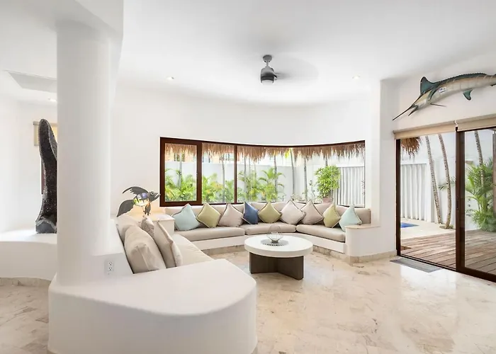 Villa Zazil Ha -9 Bedrooms For 18 Guests