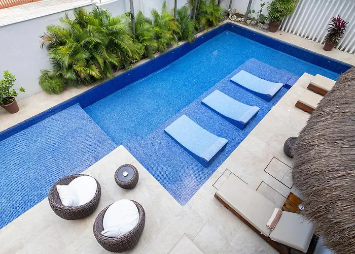 Zazil Ha -9 Bedrooms For 18 Guests * Playa del Carmen
